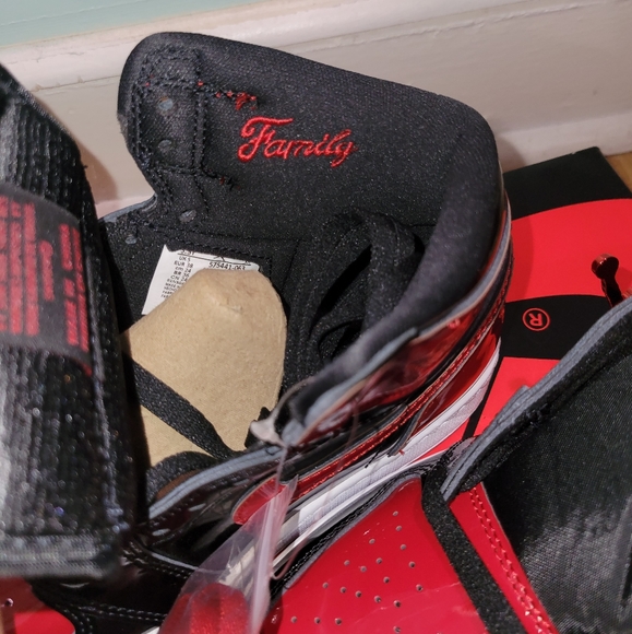 Jordan 1 Patent Bred - Picture 4 of 6